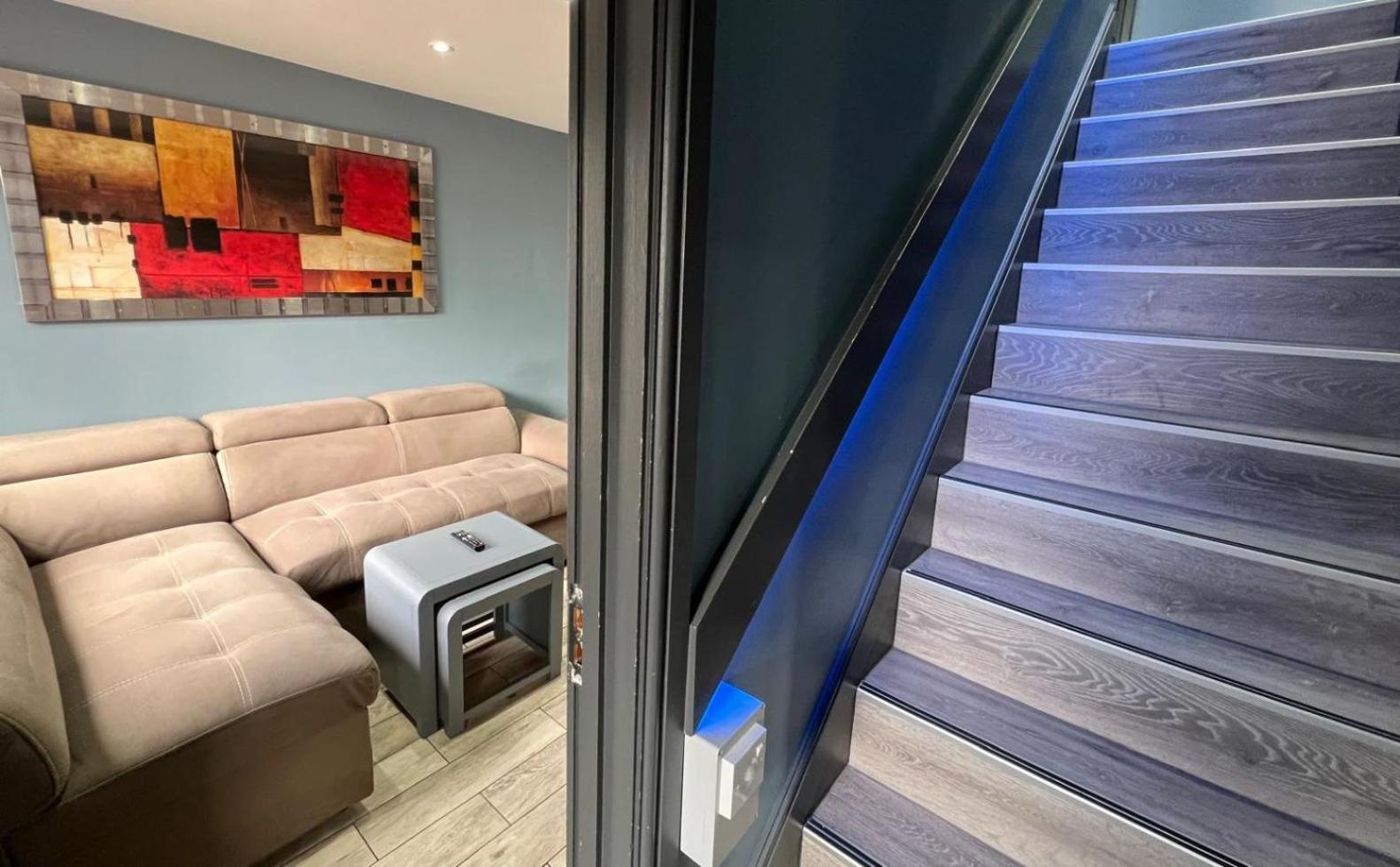 Modern Suites -5 Bedroom House- With Free Parking Birmingham City Екстер'єр фото